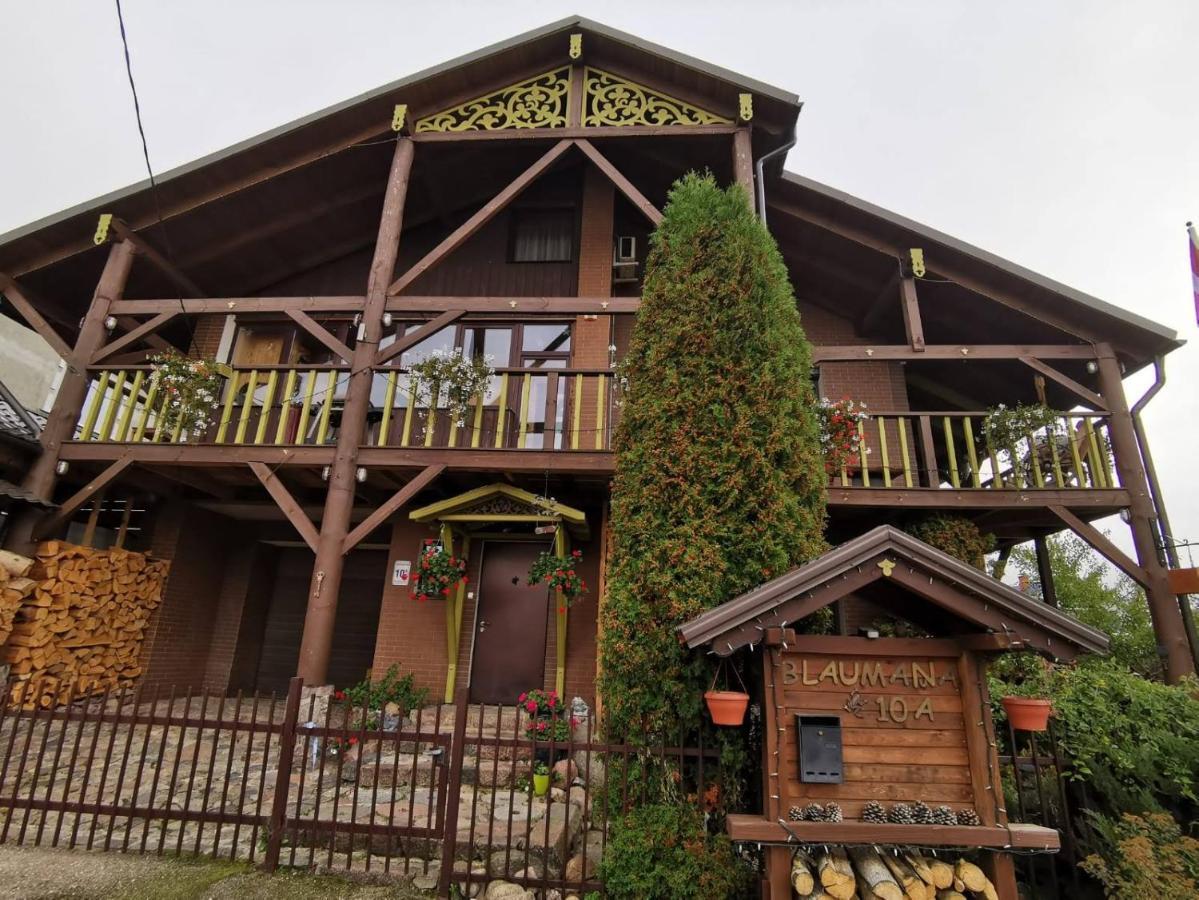 Garden Chalet Daugavpils Esterno foto
